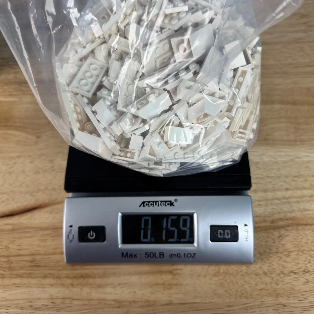 LEGO 15 Oz Bulk Lot Of White Bricks Assorted‎ Specialty Pieces Circles Slopes